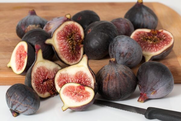 figs, fruits, fresh, ripe, organic, harvest, sliced, produce, halves, cross sections, nutrition, health, diet, vegetarian, ficus, food, juicy, raw, ficus carica, sweet, figs, figs, figs, figs, figs, fruits, health, health